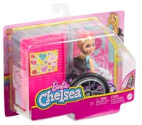 Køb Barbie Chelsea med kørestol billigt på Legen.dk!