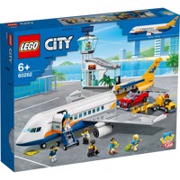 Køb LEGO City Passagerfly billigt på Legen.dk!
